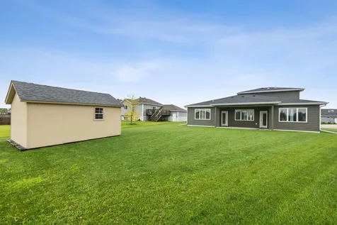1029 44th Avenue S Moorhead MN 56560