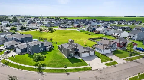 1029 44th Avenue S Moorhead MN 56560