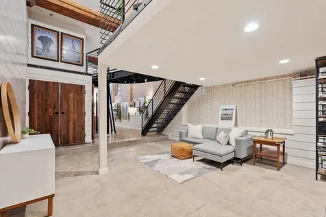 801 Washington Avenue N Minneapolis MN 55401