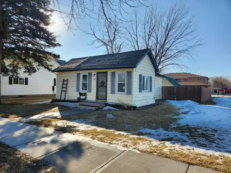 202 Langer Avenue S Casselton ND 58012