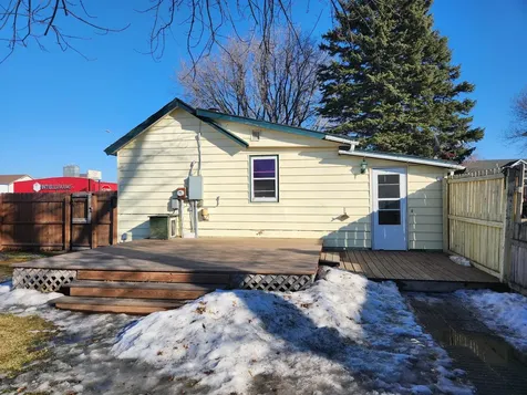 202 Langer Avenue S Casselton ND 58012