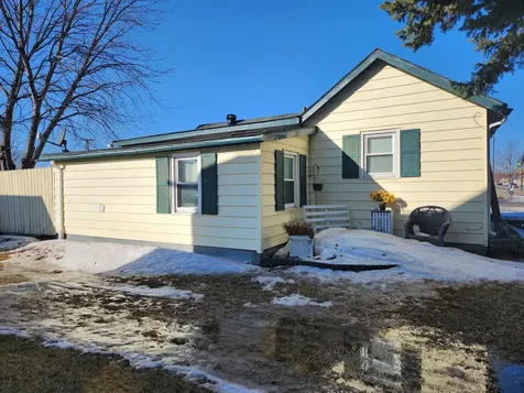 202 Langer Avenue S Casselton ND 58012