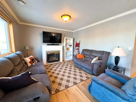 1124 Garnet Boulevard Detroit Lakes MN 56501
