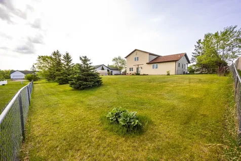 1124 Garnet Boulevard Detroit Lakes MN 56501