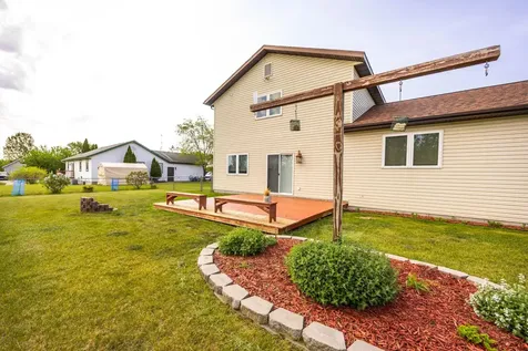 1124 Garnet Boulevard Detroit Lakes MN 56501