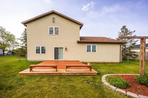 1124 Garnet Boulevard Detroit Lakes MN 56501