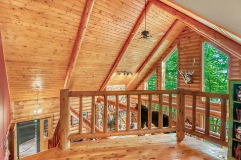 32360 SW Pickerel Lake Road Detroit Lakes MN 56501
