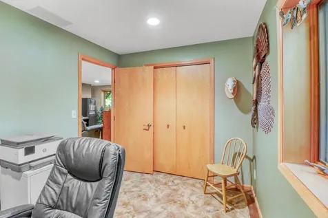 32360 SW Pickerel Lake Road Detroit Lakes MN 56501