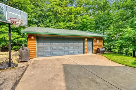 32360 SW Pickerel Lake Road Detroit Lakes MN 56501