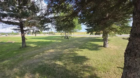 2123 270th Avenue Detroit Lakes MN 56501