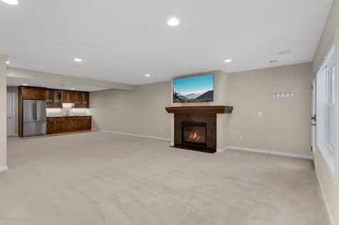 16322 Equestrian Trail Lakeville MN 55044