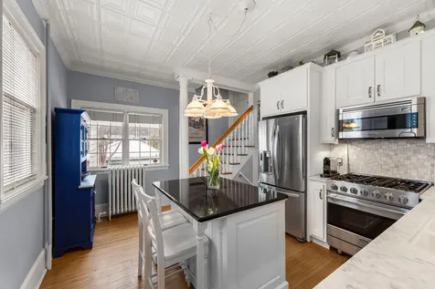 2017 Girard Avenue S Minneapolis MN 55405