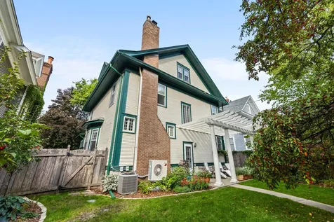 2017 Girard Avenue S Minneapolis MN 55405