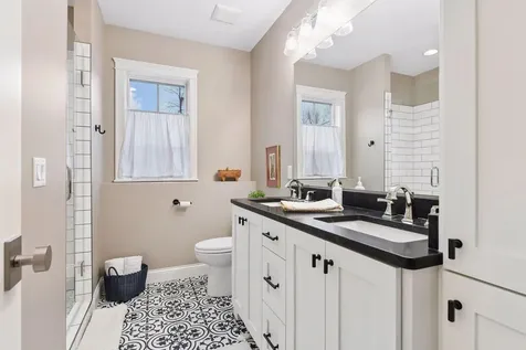 4900 Hawthorne Court Edina MN 55436