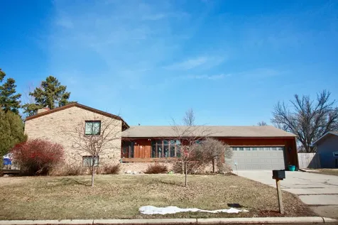 412 18th Avenue N Wahpeton ND 58075