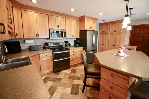 412 18th Avenue N Wahpeton ND 58075