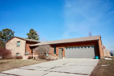 412 18th Avenue N Wahpeton ND 58075