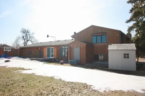 412 18th Avenue N Wahpeton ND 58075