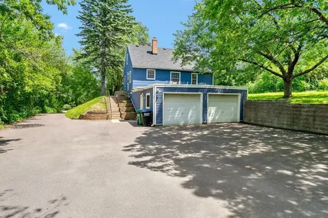 2435 Victoria Street N Roseville MN 55113