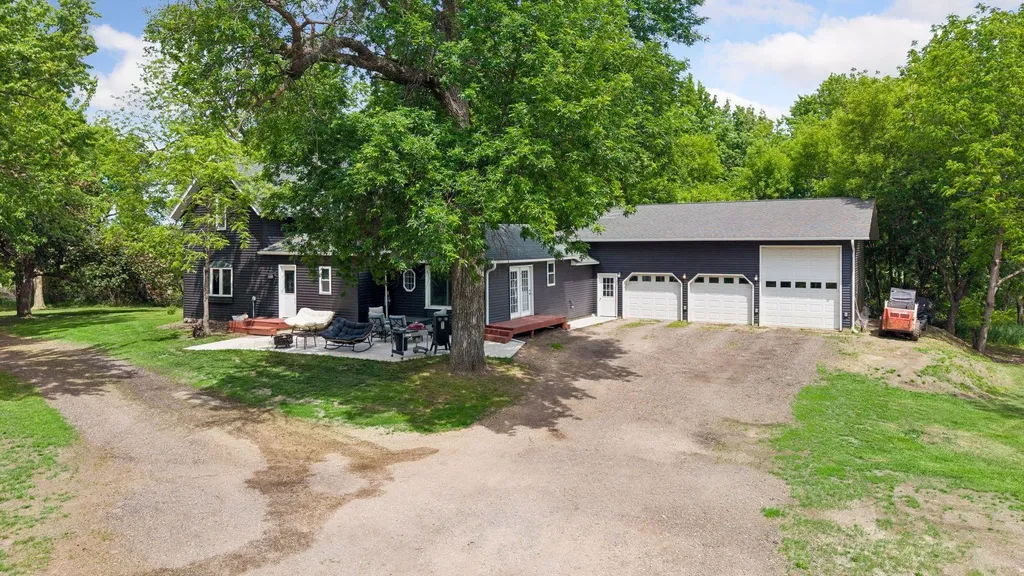 14158 590th Avenue Litchfield MN 55355