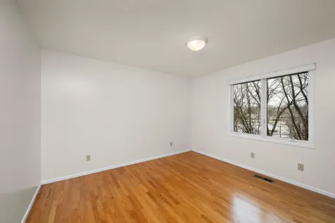 12050 48th Avenue N Plymouth MN 55442