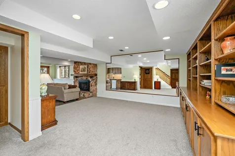 12050 48th Avenue N Plymouth MN 55442