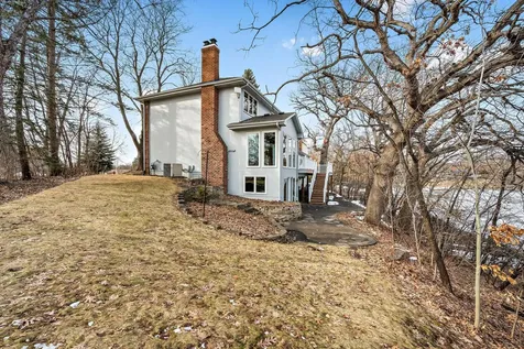 12050 48th Avenue N Plymouth MN 55442