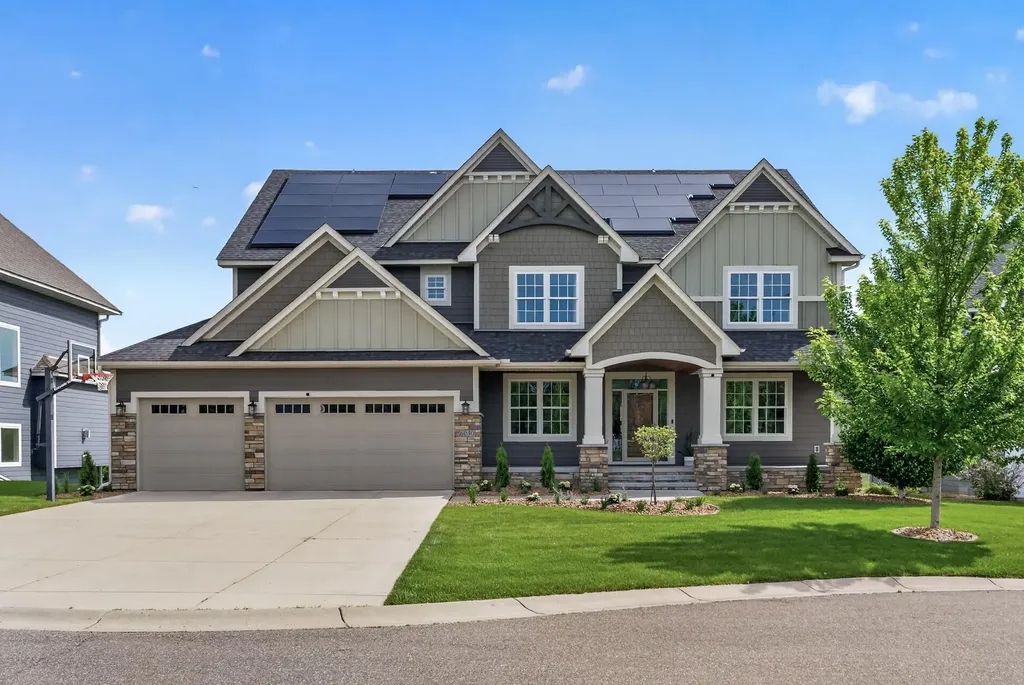 6030 Lanewood Lane N Plymouth MN 55446