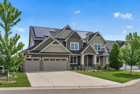 6030 Lanewood Lane N Plymouth MN 55446