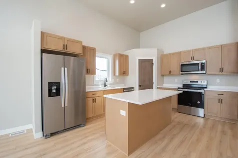 6590 68th Street S Horace ND 58047