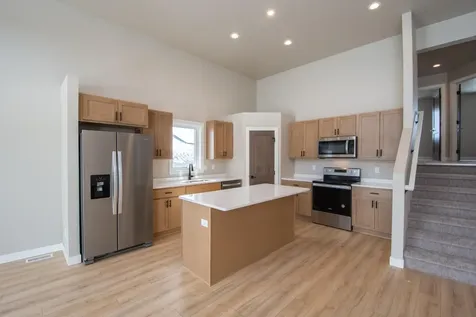 6590 68th Street S Horace ND 58047