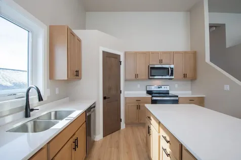 6590 68th Street S Horace ND 58047