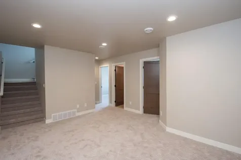 6590 68th Street S Horace ND 58047