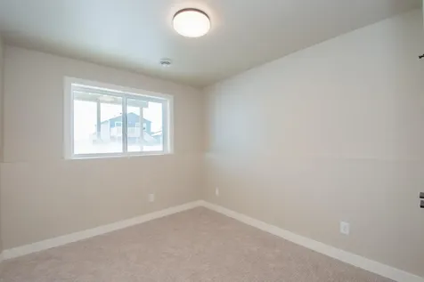 6590 68th Street S Horace ND 58047