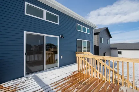 6590 68th Street S Horace ND 58047