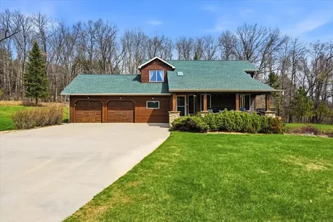 1226 Old Mill Road New Richmond WI 54017