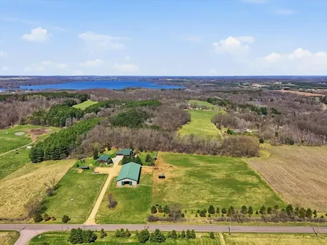 1226 Old Mill Road New Richmond WI 54017