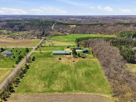 1226 Old Mill Road New Richmond WI 54017