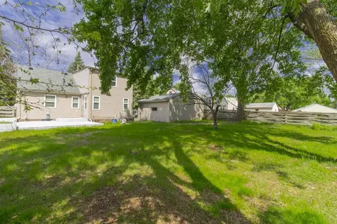 5030 Ewing Avenue N Brooklyn Center MN 55429