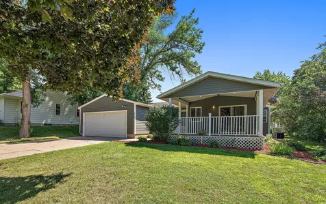 212 Central Avenue S Norwood Young America MN 55397