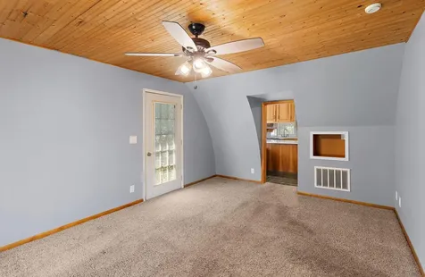 212 Central Avenue S Norwood Young America MN 55397