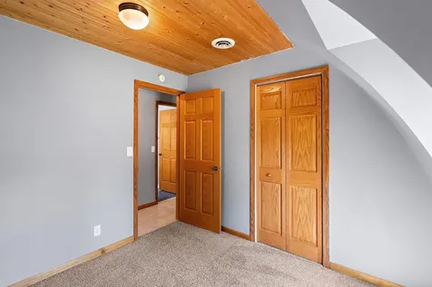 212 Central Avenue S Norwood Young America MN 55397