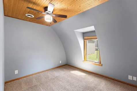 212 Central Avenue S Norwood Young America MN 55397