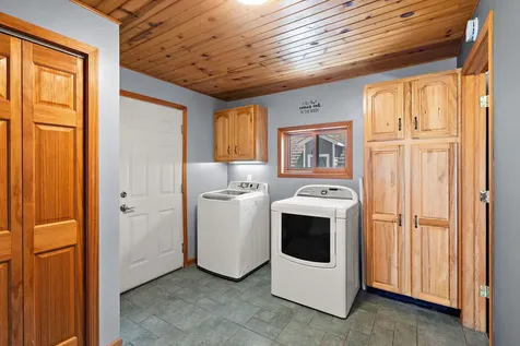 212 Central Avenue S Norwood Young America MN 55397