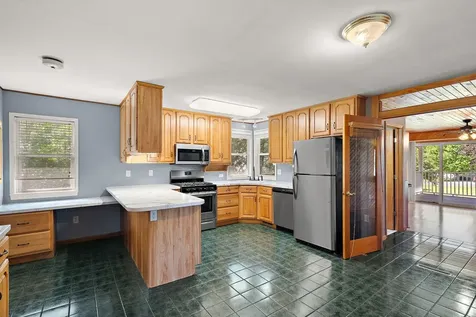 212 Central Avenue S Norwood Young America MN 55397