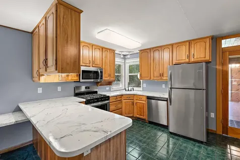 212 Central Avenue S Norwood Young America MN 55397