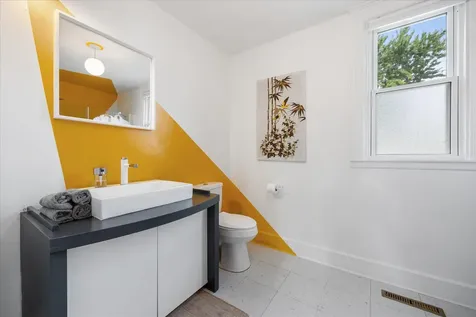 819 24th Avenue NE Minneapolis MN 55418