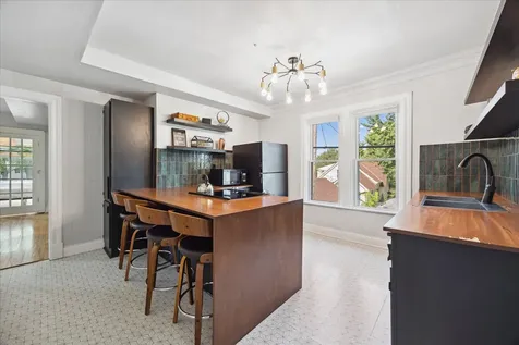 819 24th Avenue NE Minneapolis MN 55418