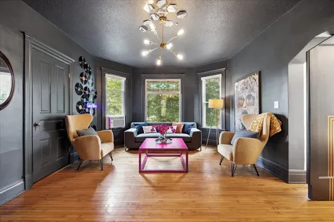 819 24th Avenue NE Minneapolis MN 55418