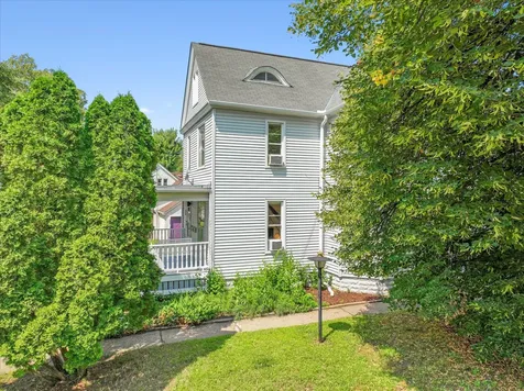 819 24th Avenue NE Minneapolis MN 55418
